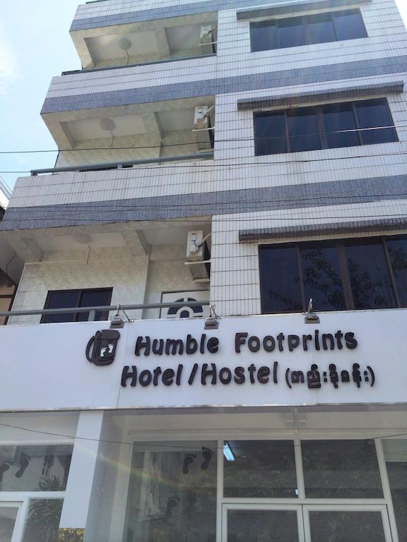 Humble Footprints Hotel/Hostel Yangon Exterior photo